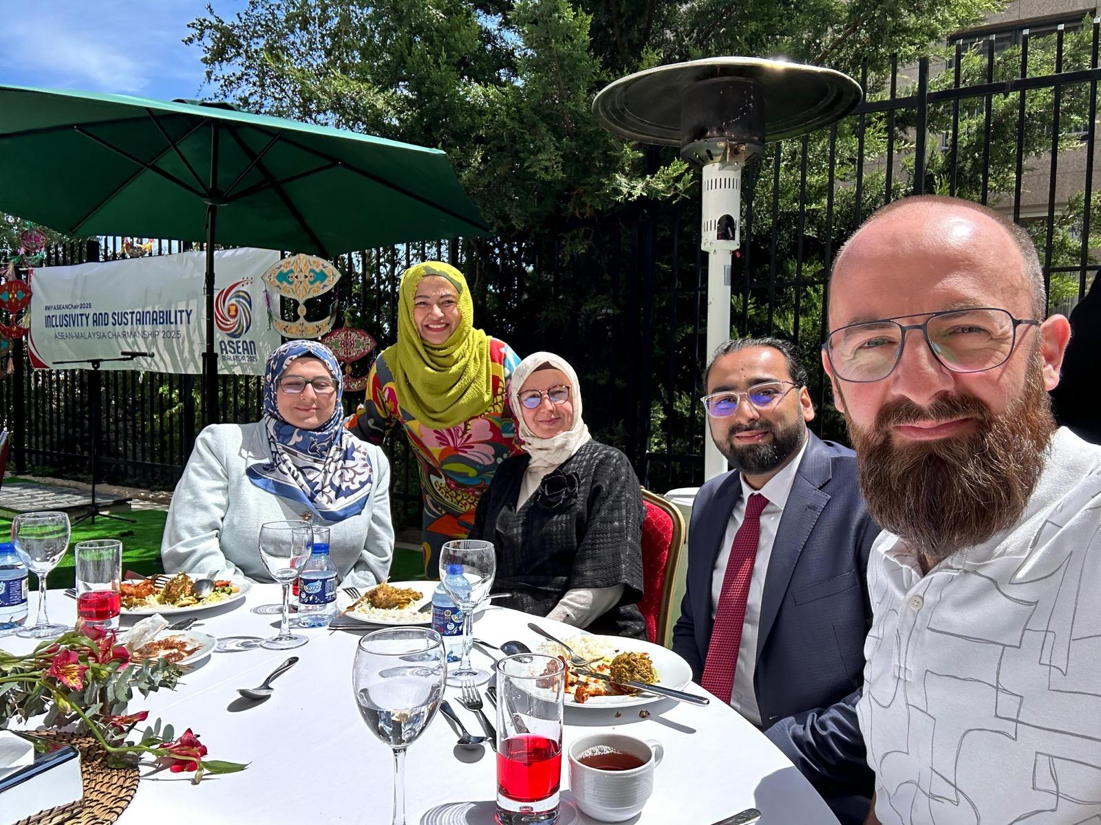 IIUM DER, Malezya Büyükelçiliği Bayram Resepsiyonuna Katıldı